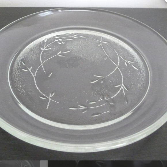 Princess House Heritage Round Covered Butter / Cheese Dome / Cloche and Plate - Picture 4 of 6